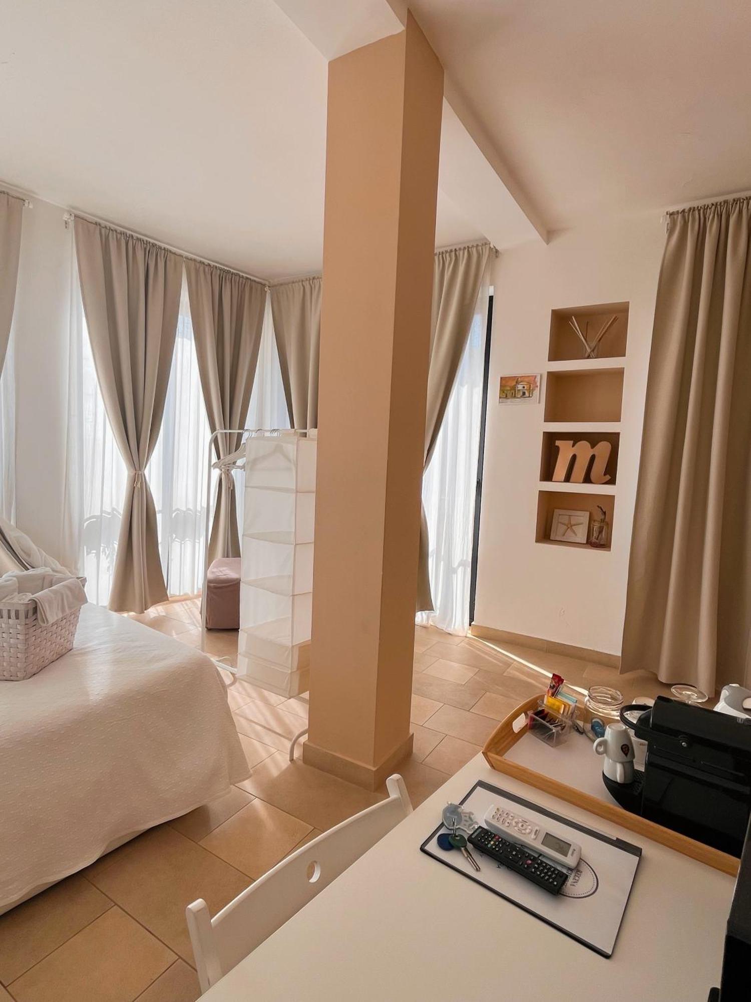 Regina Margherita B&B 마르자메미 외부 사진