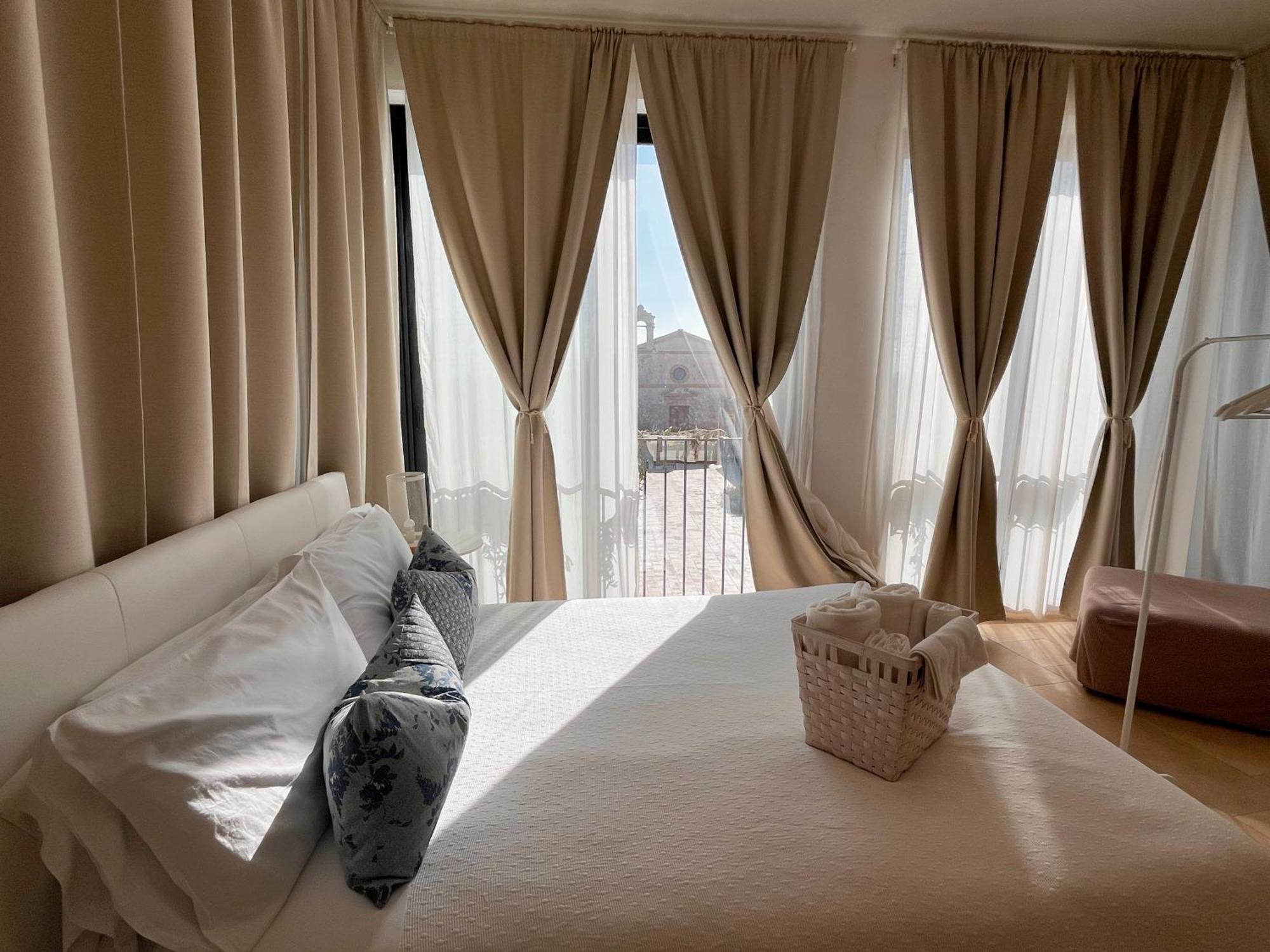 Regina Margherita B&B 마르자메미 외부 사진